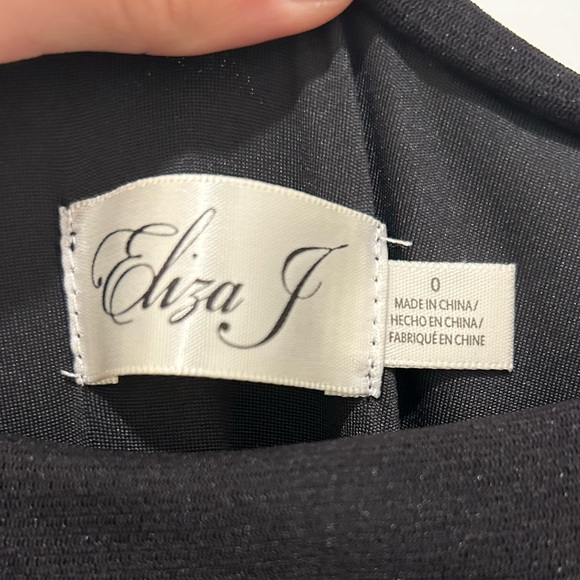 Eliza J Off the shoulder jumpsuit size 0 - Picture 3 of 7